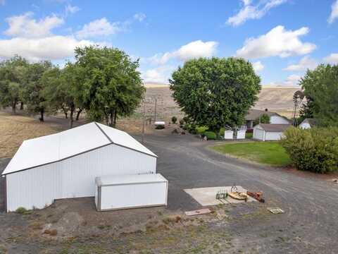 7202 Lancaster Rd, St John, WA 99171