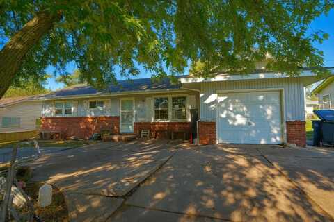 1721 N State, Augusta, KS 67010