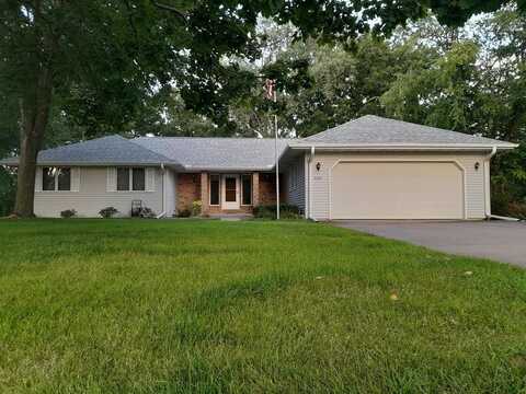 620 Pioneer Road, Platteville, WI 53818