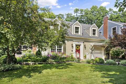 834 Hiawatha Drive, Madison, WI 53711