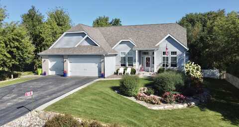 933 E Meadow Circle, Edgerton, WI 53534
