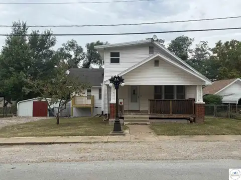 715 Illinois, Warsaw, MO 65355