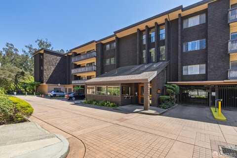 2790 19th Avenue, San Francisco, CA 94132