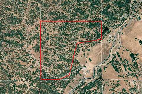 17560 Garrison Road, Cottonwood, CA 96022