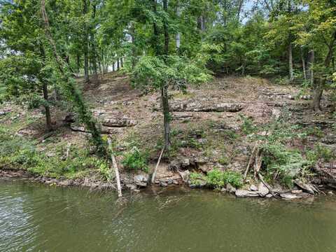 220 Ashmore Cir, Muscle Shoals, AL 35661