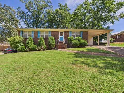 513 Highland Cir, Florence, AL 35630