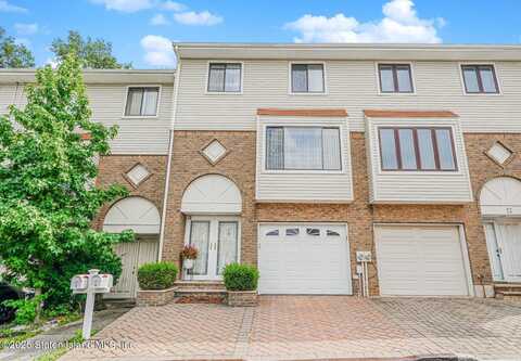 10 Ivy Court, Staten Island, NY 10309