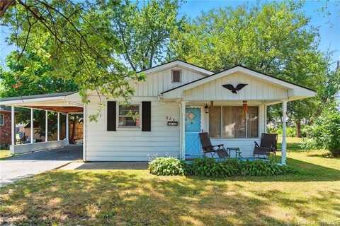 823 French Street, Jeffersonville, IN 47130