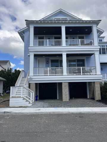 18 E Kapella Ave, Somers Point, NJ 08244
