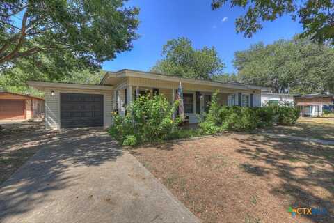966 Baker, Seguin, TX 78155
