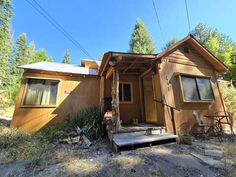 441 Red Blanket Road, Prospect, OR 97536