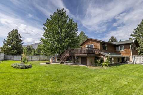 1555 Baldy View Dr, Hailey, ID 83333
