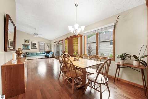 1109 Hemingway Lane, Traverse City, MI 49686