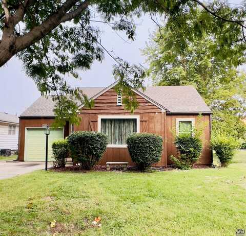 1738 SW Mission AVE, Topeka, KS 66604