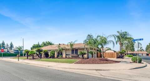 1420 E Coelho Avenue, Tulare, CA 93274