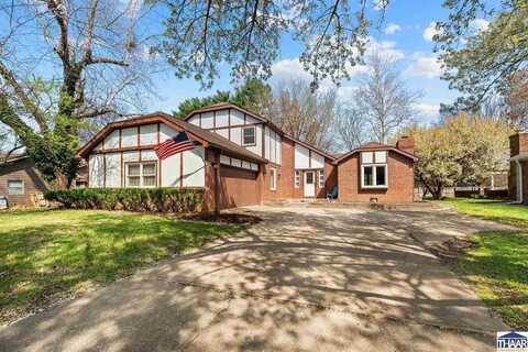 554 Woodbine Drive, Terre Haute, IN 47803