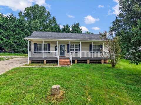 212 Bell Drive, Thomasville, NC 27360