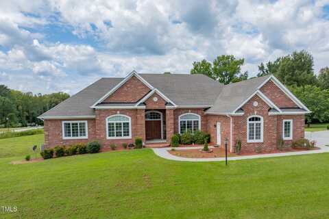 207 Apple Street, South Hill, VA 23917