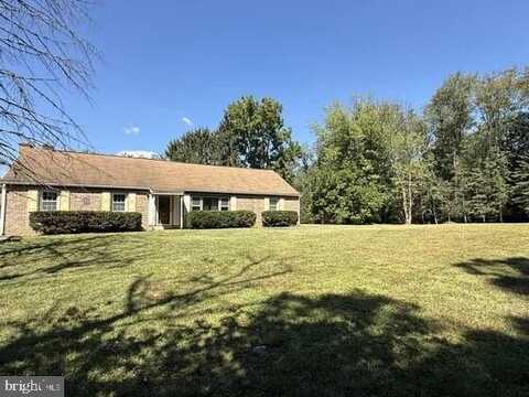 871 ALEXANDER SPRING ROAD, CARLISLE, PA 17015