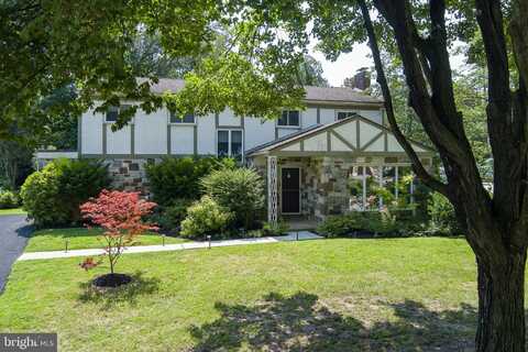 6 W DARTMOUTH ROAD, BALA CYNWYD, PA 19004