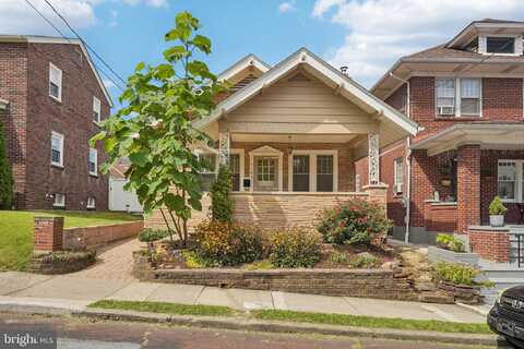710 HERTZOG AVENUE, FOUNTAIN HILL, PA 18015