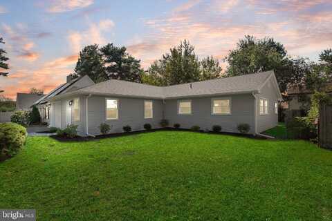 9 SPINDLETOP LANE, WILLINGBORO, NJ 08046