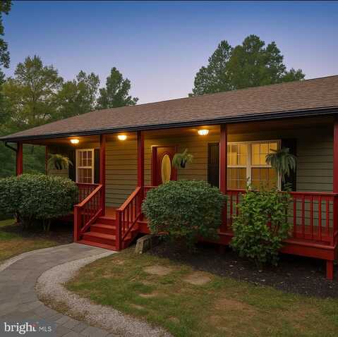 32 TEE COURT, LINDEN, VA 22642