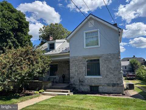1024 WILSON AVENUE, CHAMBERSBURG, PA 17201