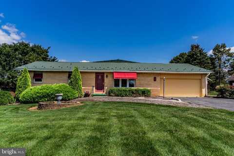 25 LIPPIZAN DRIVE DRIVE, SHIPPENSBURG, PA 17257