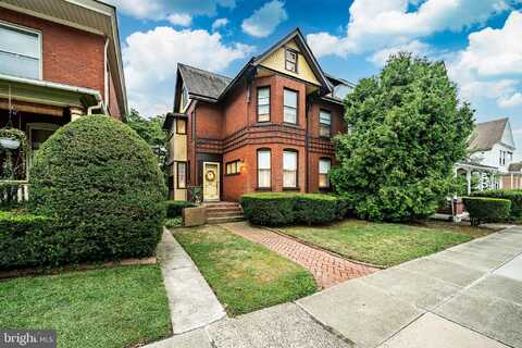 536 E CHESTNUT STREET, COATESVILLE, PA 19320