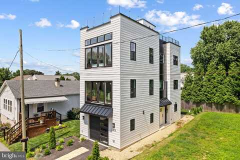 203 CHURCH STREET, WAYNE, PA 19087