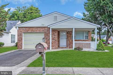 46 CARMACKS WAY, TOMS RIVER, NJ 08757