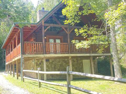 915 Powdermill Road, Gatlinburg, TN 37738