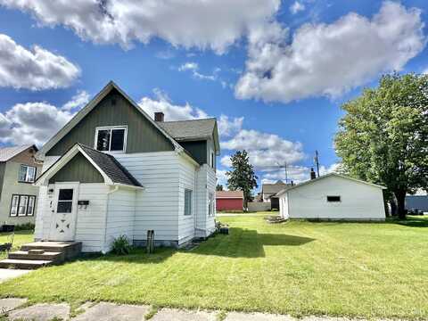 317 Main, Norway, MI 49870