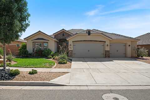 566 N SAGE CREST, Washington, UT 84780