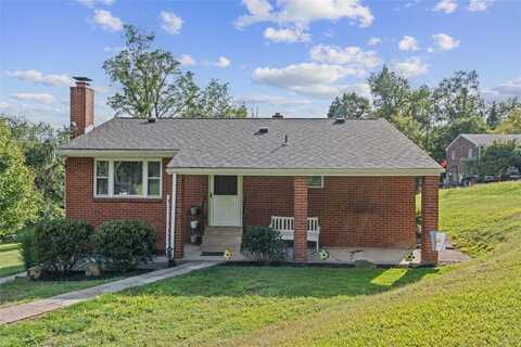 201 Alter Dr, Plum, PA 15239