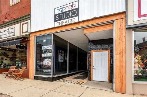 134 S Main St, Baden, PA 16001