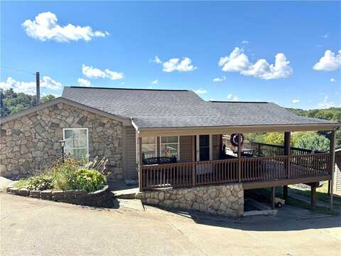 2230 Mckees Rocks Rd, McKees Rocks, PA 15136