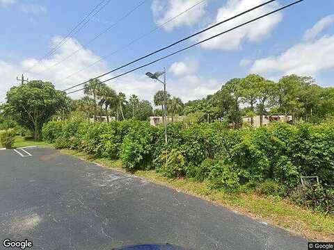 Village Dr, Delray Beach, FL 33445