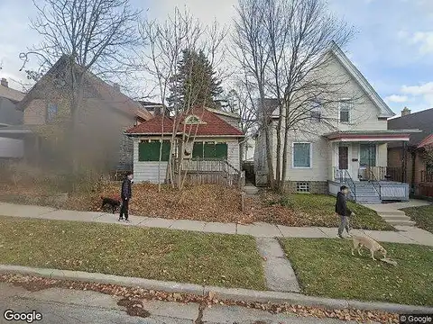 Newhall, MILWAUKEE, WI 53211