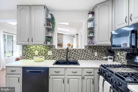 Yorkshire, SPRINGFIELD, VA 22151