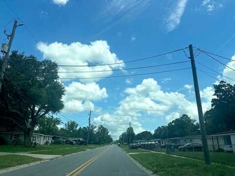 Wedgefield, JACKSONVILLE, FL 32211