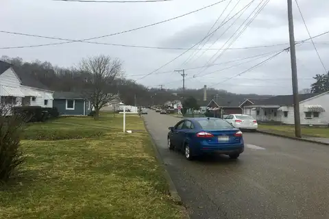 6Th, SAINT MARYS, WV 26170