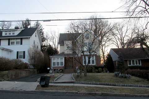 Christie, LEONIA, NJ 07605