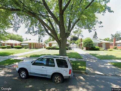Parkway, DETROIT, MI 48223