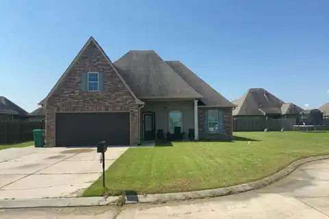 Carriage, THIBODAUX, LA 70301