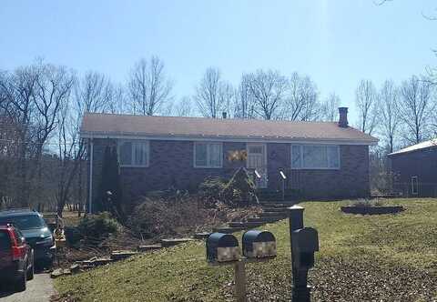 Leslie, VALENCIA, PA 16059
