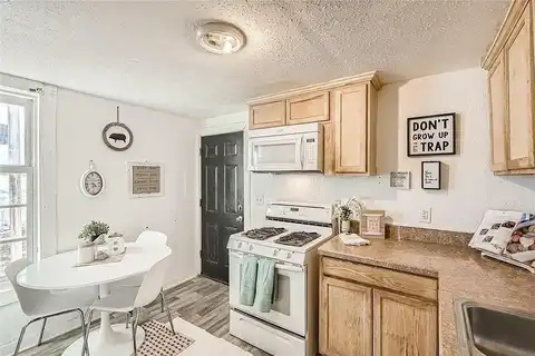 Irving, MINNEAPOLIS, MN 55411