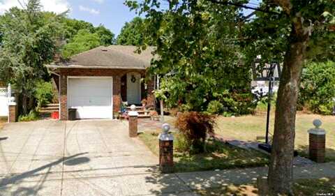 Barry Drive, Valley Stream, NY 11580