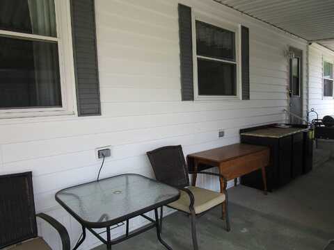 Tropical, LEESBURG, FL 34748